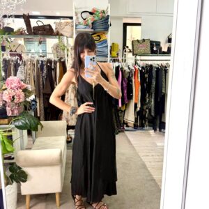 Abito in satin scollo V Motel