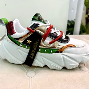 Sneakers con profili pitonati Shop art