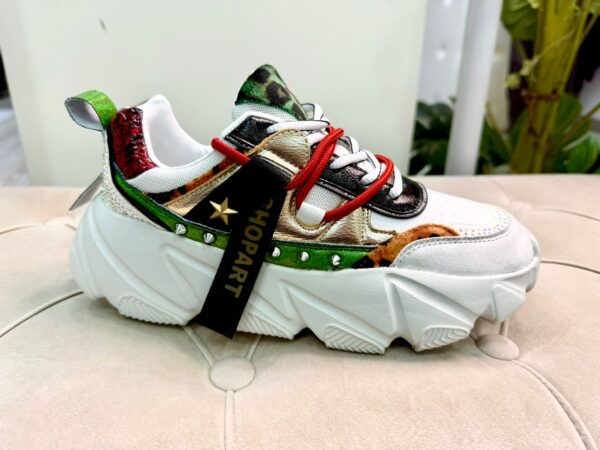 Sneakers con profili pitonati Shop art