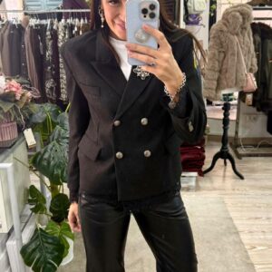 Blazer doppio petto gessato con spilla Motel
