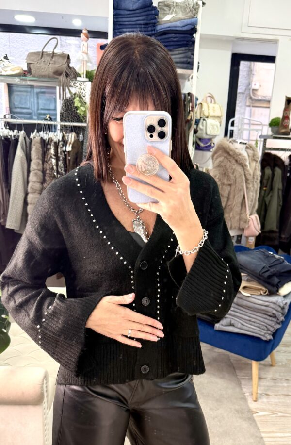 Cardigan borchiato lana