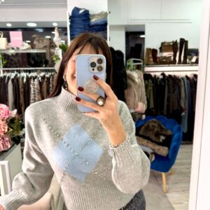 Maglione con rombo e ricamo strass Only
