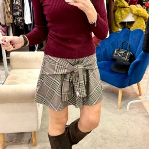 Gonna a fantasia check con bottone prezioso Motel