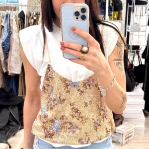 T-shirt doppia con spalline e canotta sopra lokita